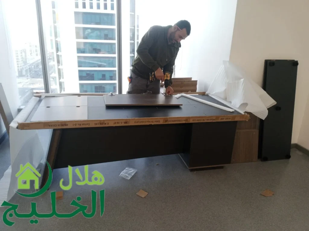 نجار مكاتب